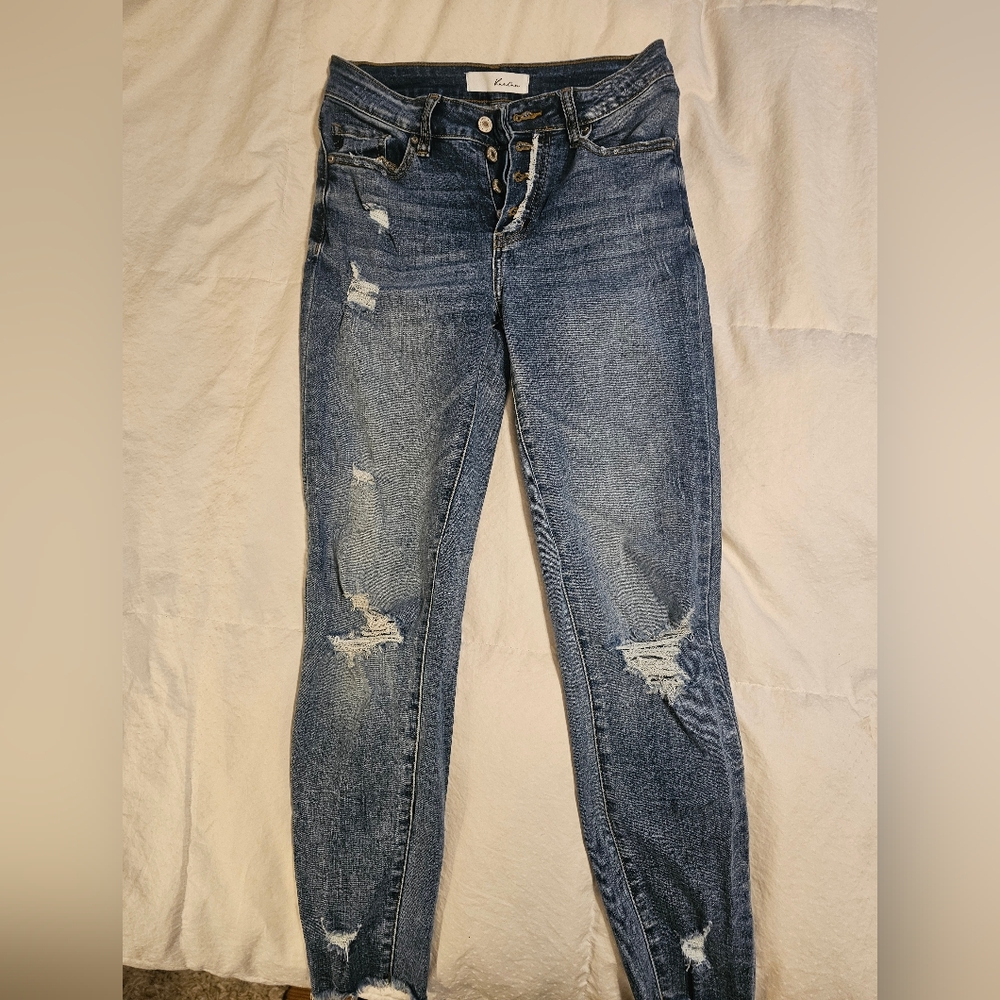 KanCan button fly distressed skinny jeans, size 5/26.